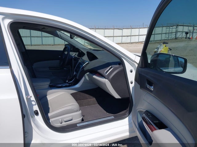Acura TLX 2017 19UUB1F32HA008613 Image 5