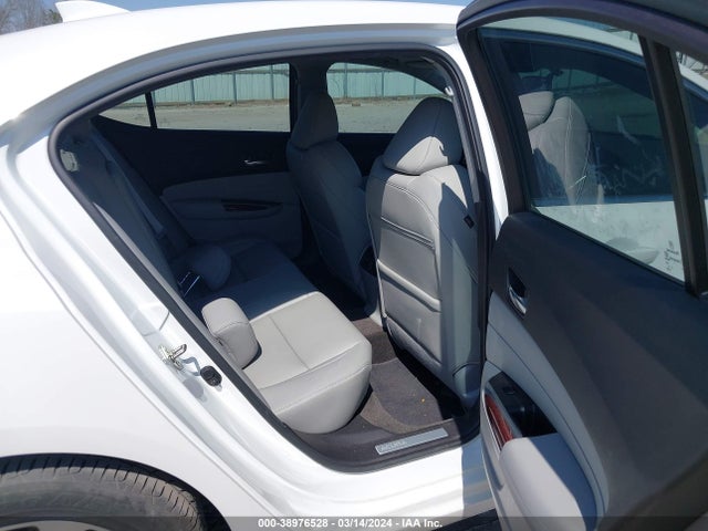 Acura TLX 2017 19UUB1F32HA008613 Image 8