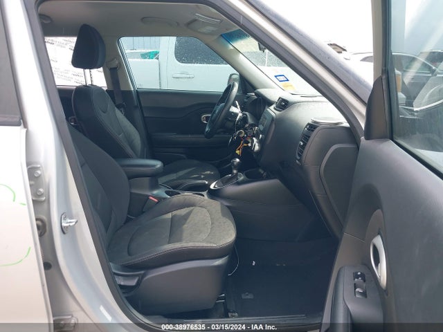 KIA Soul 2016 KNDJN2A26G7869222 Image 5