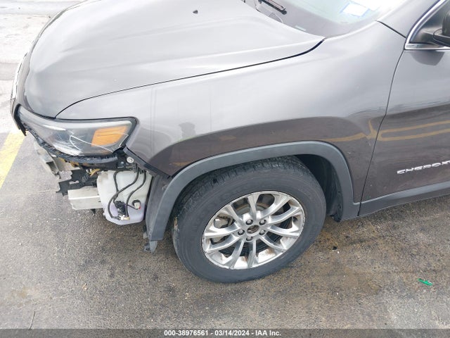 1C4PJLLB9KD220291 Jeep Cherokee Latitude Plus Fwd