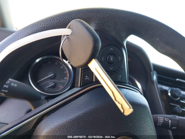 Toyota CAMRY LE 2019 4T1B11HK8KU782508 Image 11