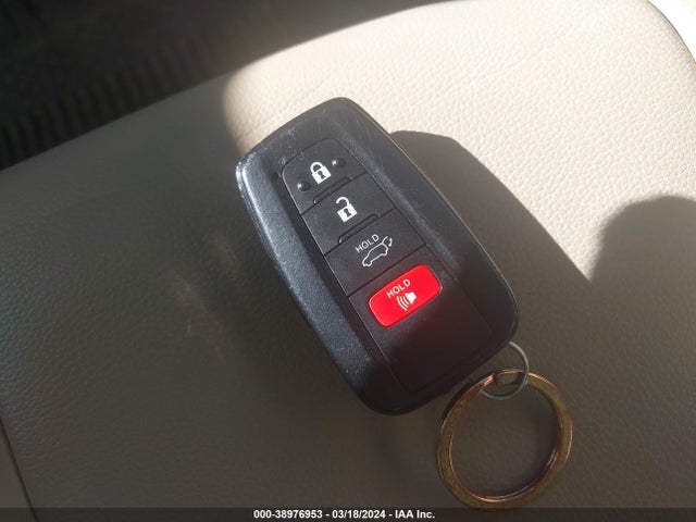 Toyota Highlander Xle 2022 5TDGZRBH6NS252870 Image 11