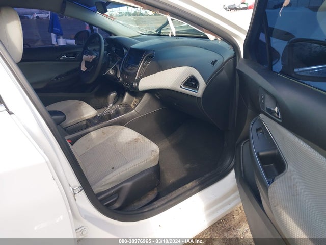 Chevrolet CRUZE LT 2019 1G1BE5SM9K7137495 Image 5