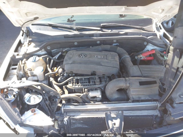 3VWD17AJ0EM315641 Volkswagen Jetta 1.8t Se