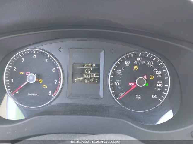3VWD17AJ0EM315641 Volkswagen Jetta 1.8t Se