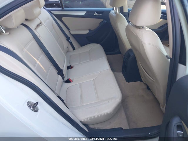3VWD17AJ0EM315641 Volkswagen Jetta 1.8t Se