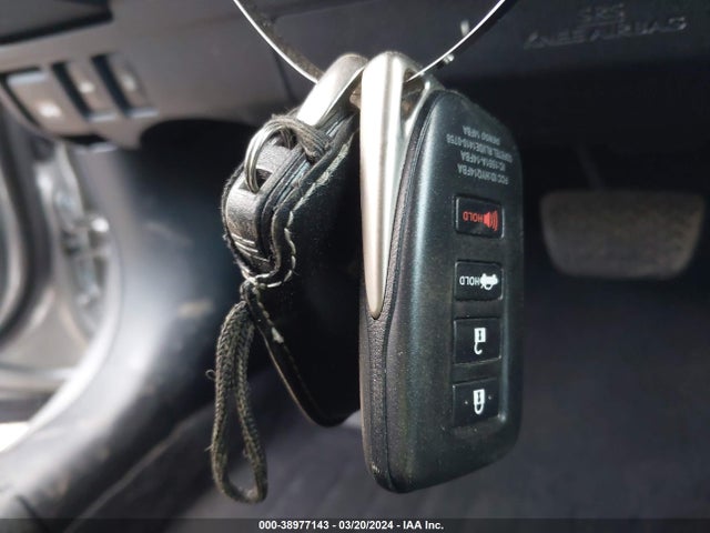 Lexus ES 300H 2018 JTHBW1GG9J2178526 Image 11
