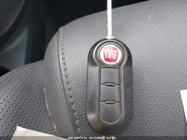 2013 FIAT 500 3C3CFFBR4DT531404 Photo 10