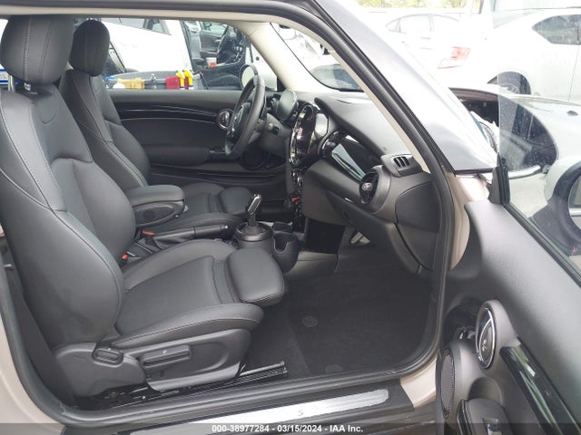 2024 MINI HARDTOP WMW53DH08R2U32777 Photo 4