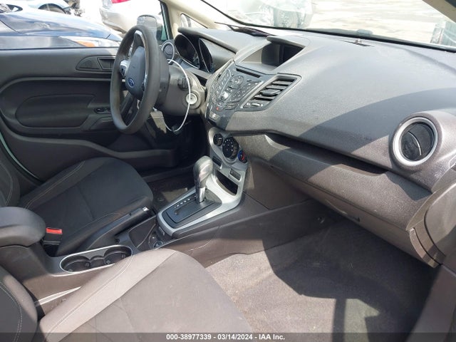 Ford FIESTA SE 2018 3FADP4BJ6JM108461 Image 5