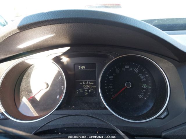 3VW2K7AJ5FM219834 Volkswagen Jetta 2.0l S