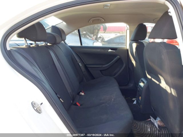 3VW2K7AJ5FM219834 Volkswagen Jetta 2.0l S