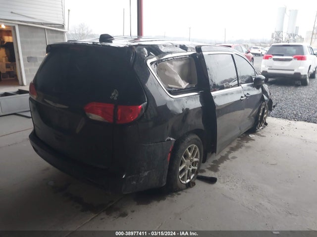 Chrysler Pacifica Touring 2017 2C4RC1DG2HR722857 Image 4