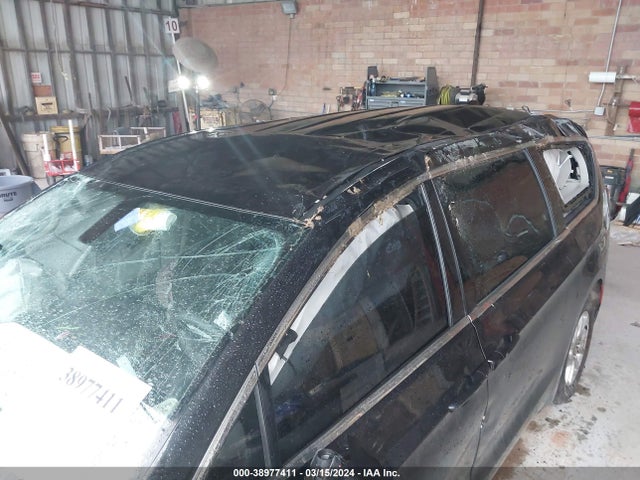 Chrysler Pacifica Touring 2017 2C4RC1DG2HR722857 Image 6