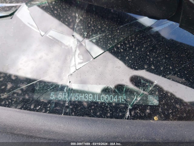Honda CR-V LX 2018 5J6RW5H39JL000414 Image 9