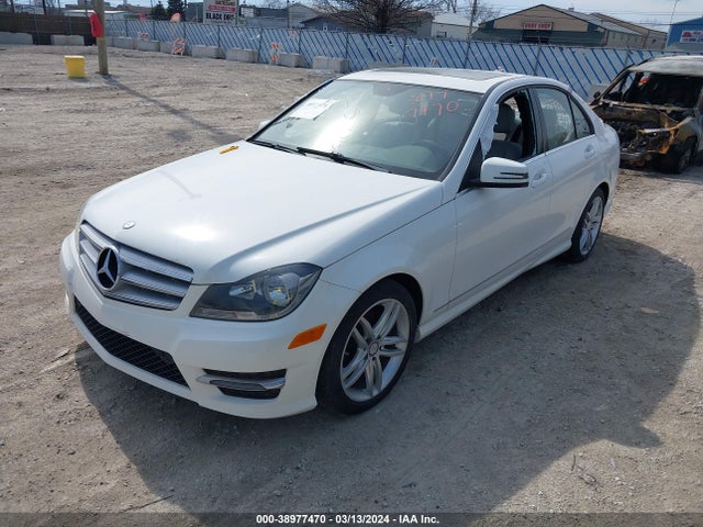 Продаж на аукціоні авто 2013 Mercedes-benz C 250 Luxury/sport, vin: WDDGF4HB4DR290941, номер лоту: 38977470