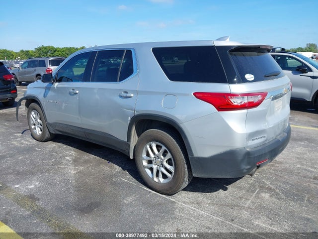 Chevrolet Traverse Ls 2019 1GNERFKW2KJ235214 Image 3