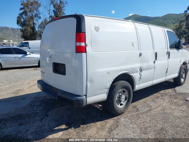 Chevrolet Express 2500 Work Van 2019 1GCWGAFP6K1360659 Image 4