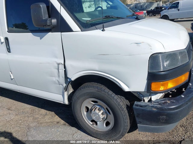Chevrolet Express 2500 Work Van 2019 1GCWGAFP6K1360659 Image 6