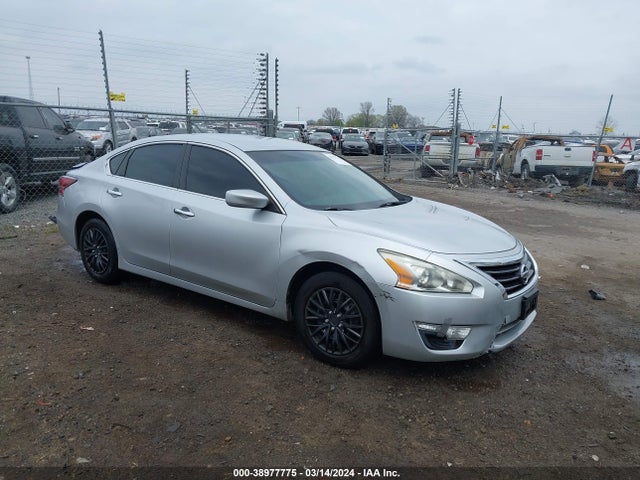 Nissan Altima 2.5/2.5 S/2.5 Sl/2.5 Sv 2015 1N4AL3AP5FC260786 main image