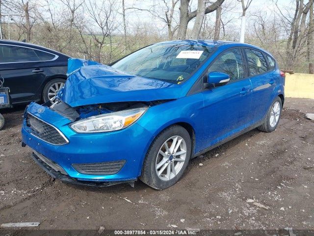 Ford FOCUS SE 2016 1FADP3K29GL324222 Image 2