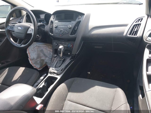 Ford FOCUS SE 2016 1FADP3K29GL324222 Image 5