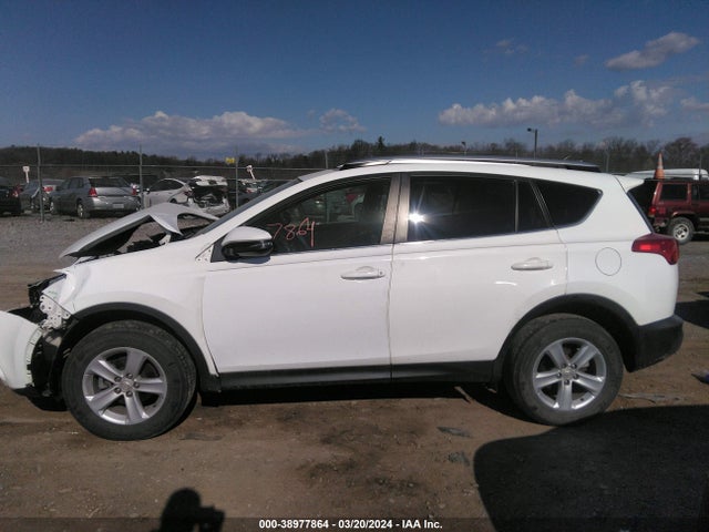 Toyota Rav4 Xle 2014 JTMRFREV4ED094639 Image 14