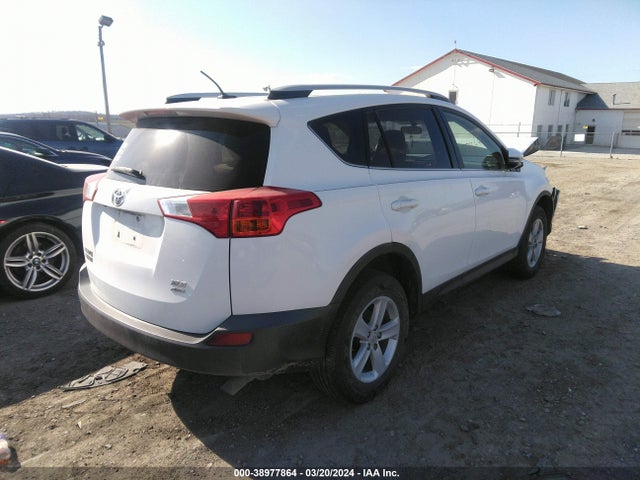 Toyota Rav4 Xle 2014 JTMRFREV4ED094639 Image 4
