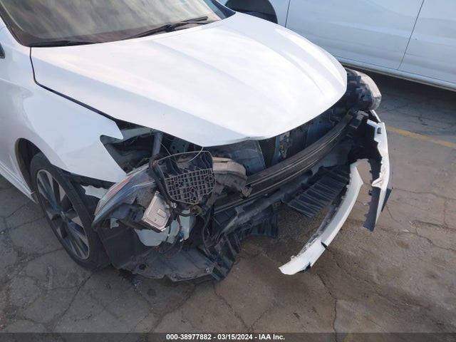 Nissan SENTRA SR 2016 3N1AB7AP7GY209421 Image 6