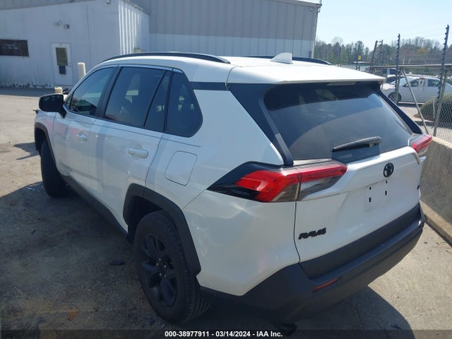 Toyota RAV4 LE 2021 2T3H1RFV7MC150553 Image 3