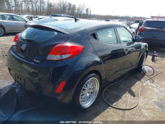 KMHTC6AD7HU320084 Hyundai Veloster Value Edition