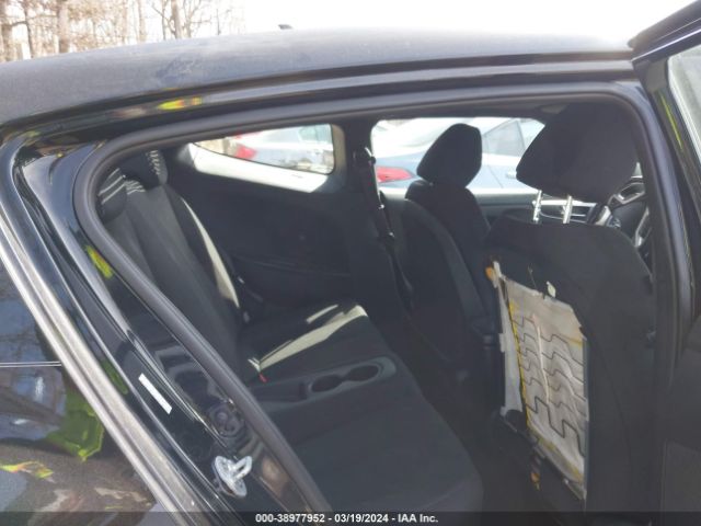 KMHTC6AD7HU320084 Hyundai Veloster Value Edition