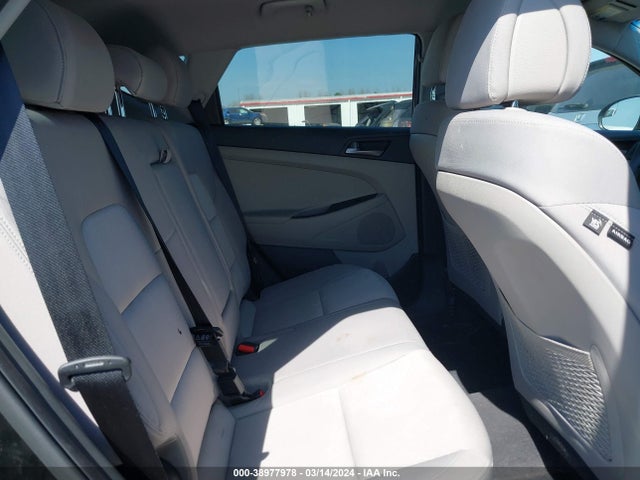 Hyundai TUCSON SE 2017 KM8J33A48HU319483 Image 8