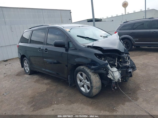 Toyota Sienna Le 8 Passenger 2015 5TDKK3DC7FS662463 главное изображение