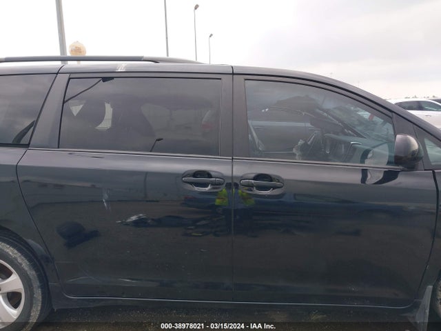 Toyota Sienna Le 8 Passenger 2015 5TDKK3DC7FS662463 Image 13