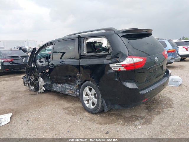 Toyota Sienna Le 8 Passenger 2015 5TDKK3DC7FS662463 Image 3