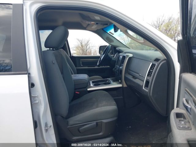 1C6RR7GG9JS247426 RAM 1500 Big Horn Quad Cab 4x4 6'4 Box