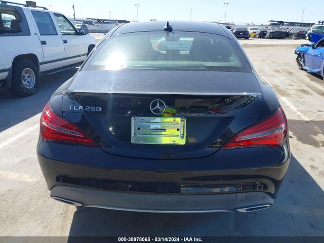 Mercedes-Benz CLA 250 2018 WDDSJ4EB1JN574866 Image 16
