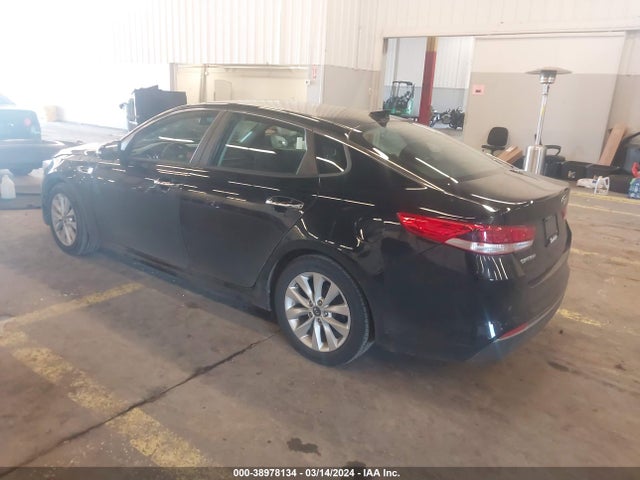 KIA Optima Lx 2018 5XXGT4L34JG262588 Image 3