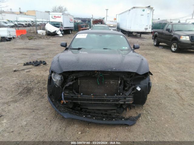 1FA6P8AM5G5308144 Ford Mustang V6