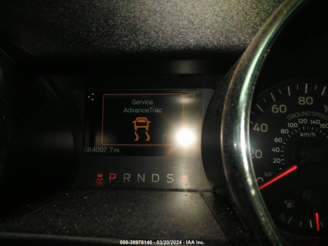 1FA6P8AM5G5308144 Ford Mustang V6