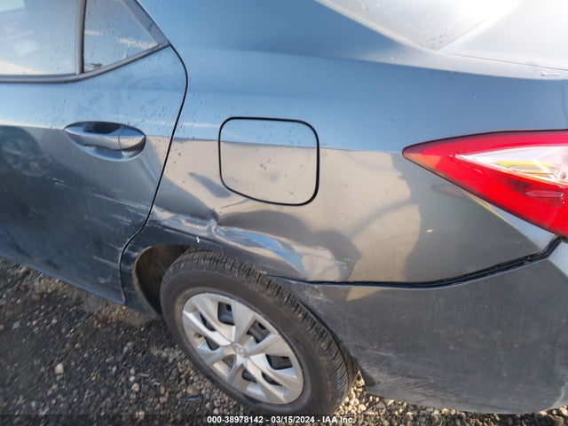 Toyota COROLLA L 2018 5YFBURHE8JP759262 Image 18