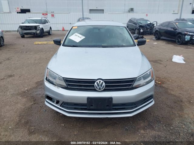 3VW2K7AJ5FM255006 Volkswagen Jetta 2.0l S