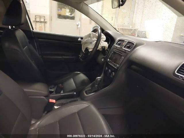 3VWPL7AJ2EM626138 Volkswagen Jetta Sportwagen 2.0l Tdi