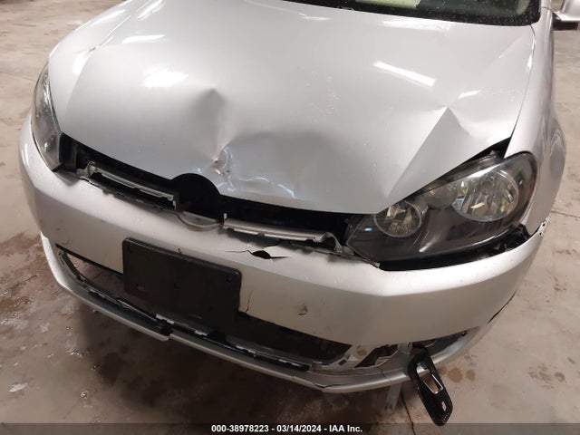 3VWPL7AJ2EM626138 Volkswagen Jetta Sportwagen 2.0l Tdi