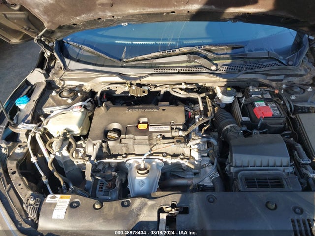 Honda Civic Lx 2018 19XFC2F50JE010682 Image 10