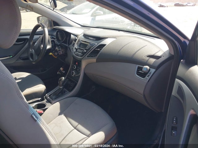 Hyundai ELANTRA SE 2015 5NPDH4AE8FH556273 Image 5