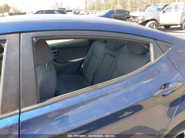 Hyundai ELANTRA SE 2015 5NPDH4AE8FH556273 Image 6
