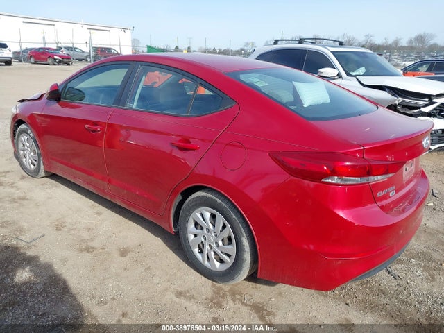 Hyundai ELANTRA SE 2018 5NPD74LF8JH318067 Image 3