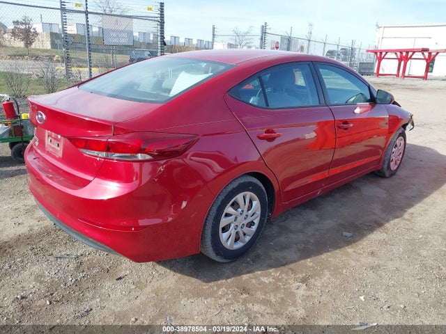Hyundai ELANTRA SE 2018 5NPD74LF8JH318067 Image 4